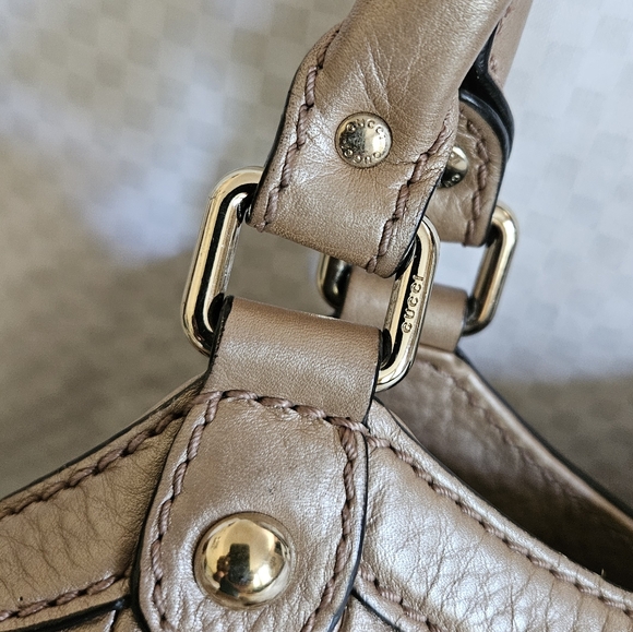 NDS Women's Gucci Beige Leather Luxury Satchel Handbag (EXCELLENT) - Picture 9 of 16